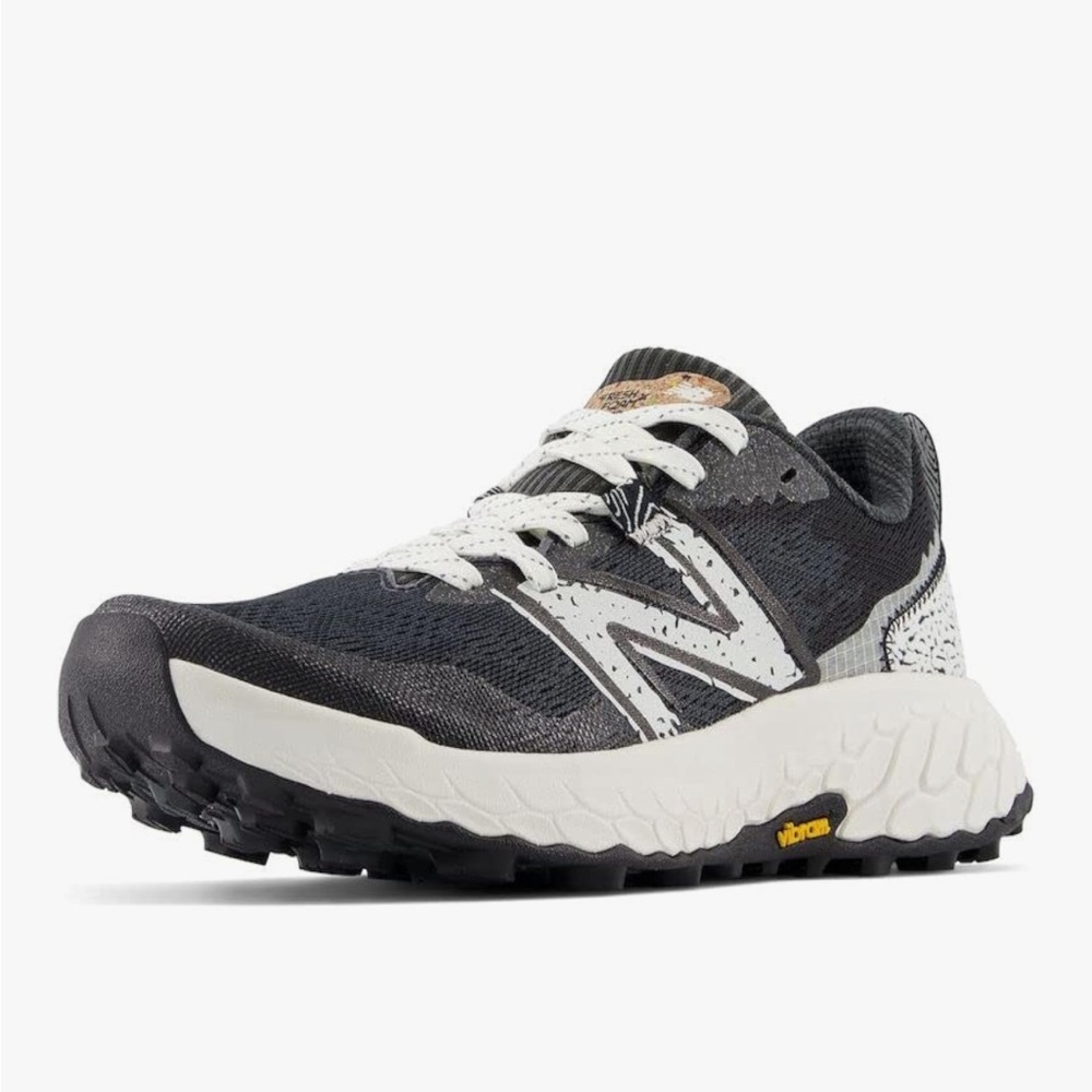 New Balance Women's Fresh Foam X Hierro V7 Trail Running Shoe in 5D (Wide)